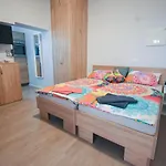 Lägenhet Apartmaji Sobe Zvezda Pobegi