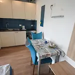 Apartmaji Sobe Zvezda Lägenhet *
