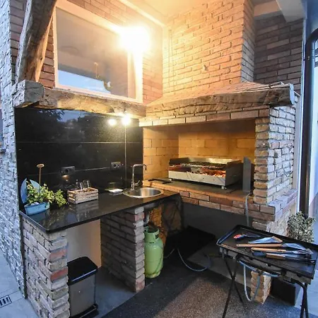 Apartment Apartmaji Sobe Zvezda