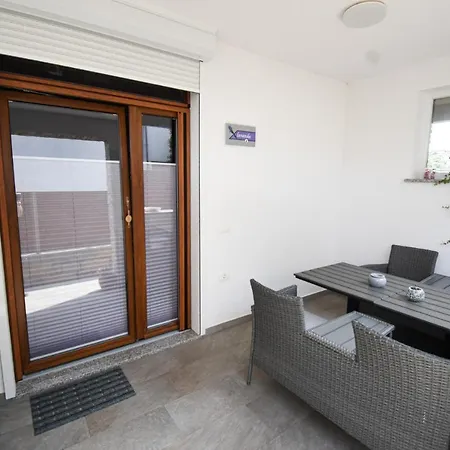 Apartmaji Sobe Zvezda * Pobegi