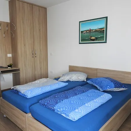Apartmaji Sobe Zvezda Pobegi