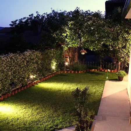 Apartmaji Sobe Zvezda *