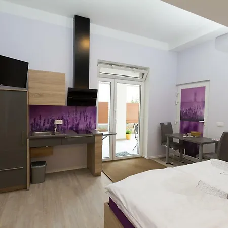 Apartmaji Sobe Zvezda Apartment Pobegi