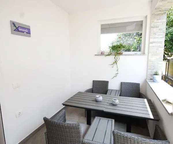 Apartmaji Sobe Zvezda