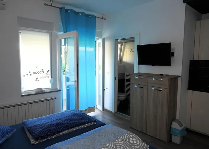 Apartmaji Sobe Zvezda