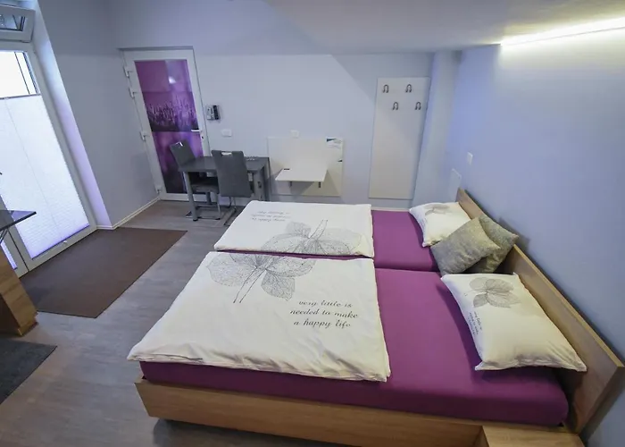 Apartmaji Sobe Zvezda Pobegi