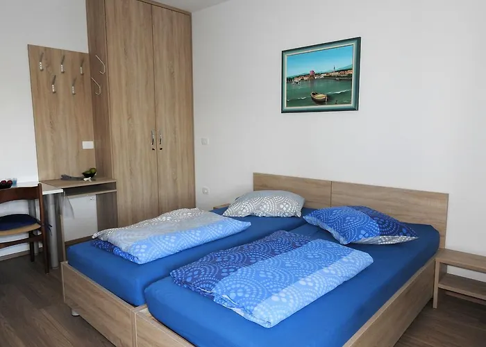 Apartmaji Sobe Zvezda Pobegi