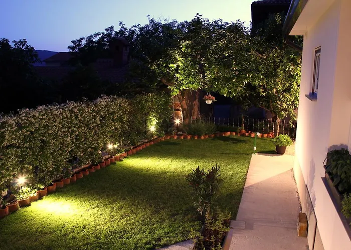 Apartmaji Sobe Zvezda *