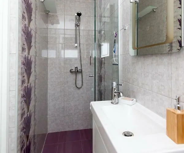 Apartmaji Sobe Zvezda Pobegi